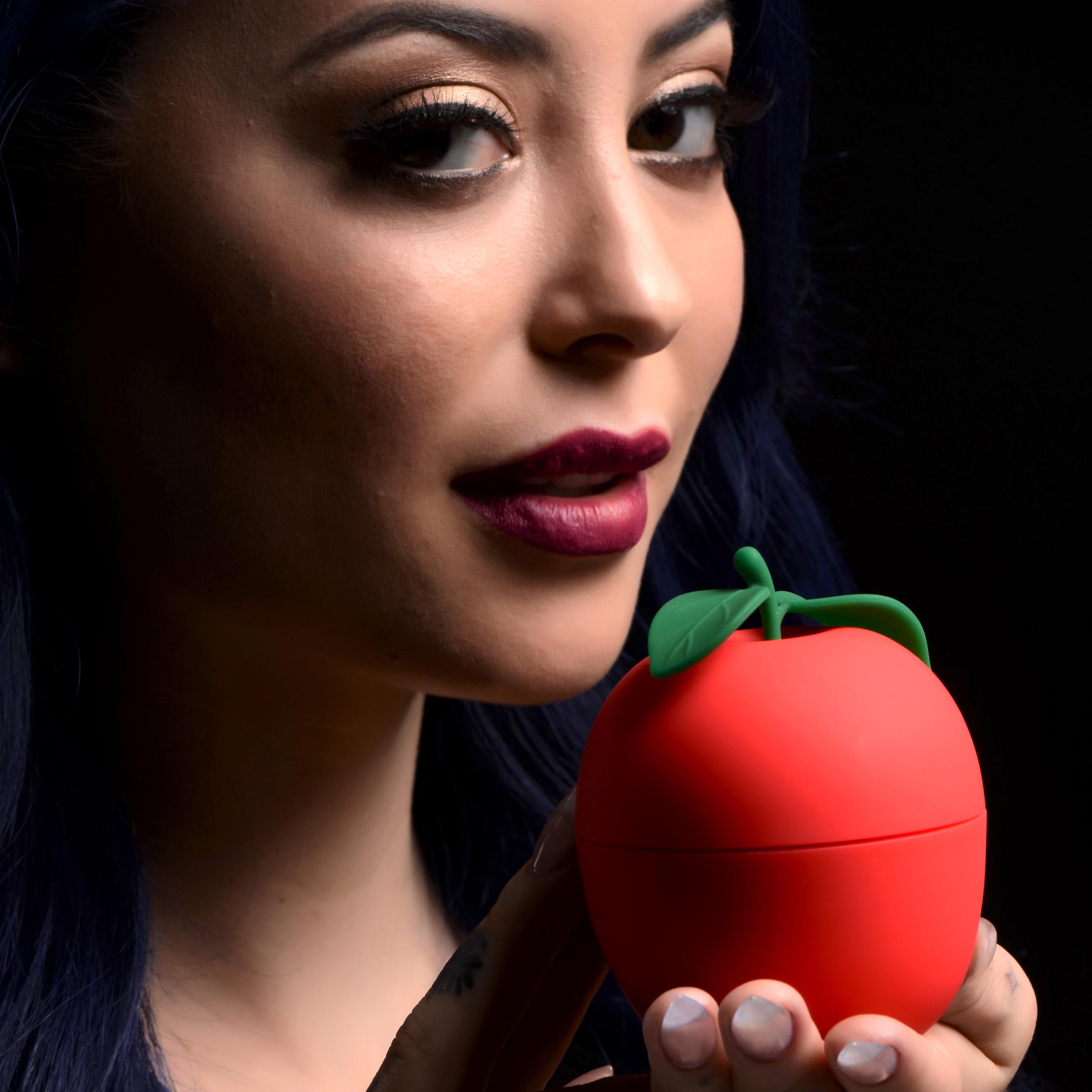 6X Forbidden Apple Silicone Clit Stimulator: Sex Toy Distributing
